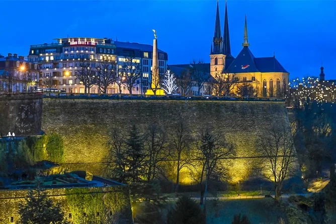 resample-luwx.jp2g copy